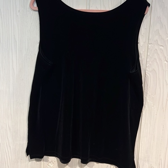 Quacker FACTORY XL SEQUINS EMBELLISHED VELVET 2 PIECE SHELL WITH JACKET. - Picture 6 of 10